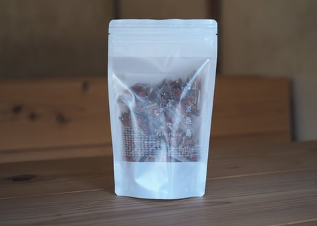 春の畑の五馳走茶（ごちそうちゃ）