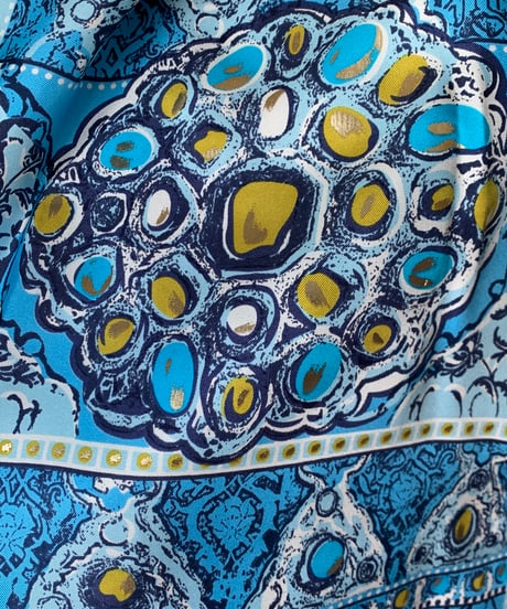 All-over Pattern Scarf