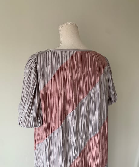 70s Puff sleeve dress