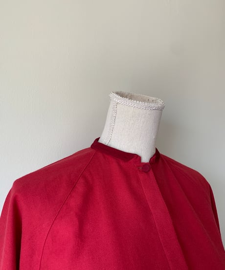 Two Tone Color Collarless Blouse