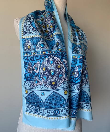 All-over Pattern Scarf