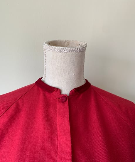 Two Tone Color Collarless Blouse