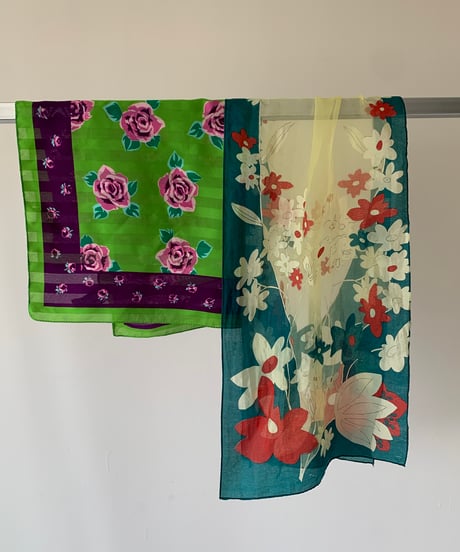 Rose patterned scarf