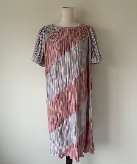 70s Puff sleeve dress