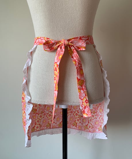 FlowerPrint Ruffles Vintage Waist Apron
