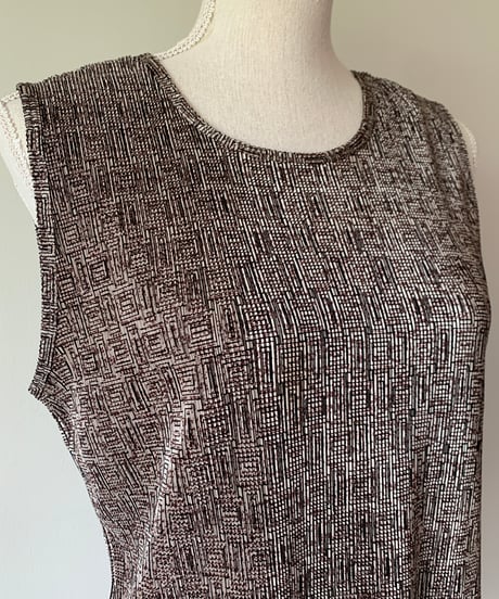 All-over Pattern Sleeveless Tops