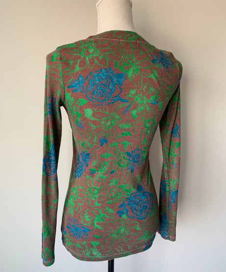 "Levi's" Floral Pattern Pullover