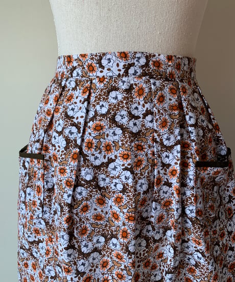 Brown Flower Print Vintage Waist Apron