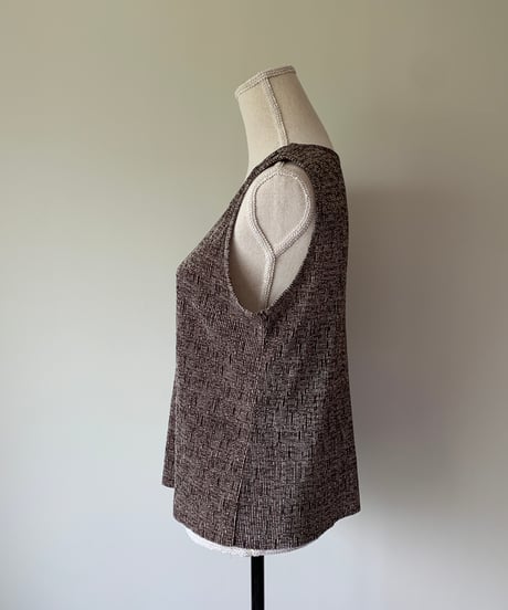 All-over Pattern Sleeveless Tops