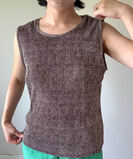 All-over Pattern Sleeveless Tops