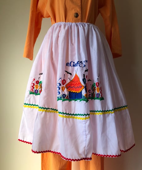 Embroidery Chiffon Skirt
