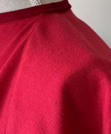 Two Tone Color Collarless Blouse