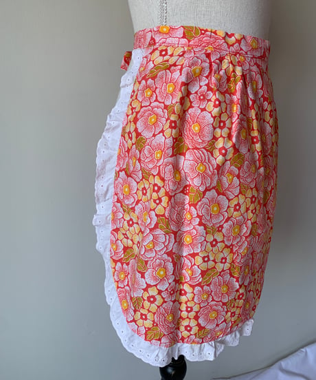 FlowerPrint Ruffles Vintage Waist Apron