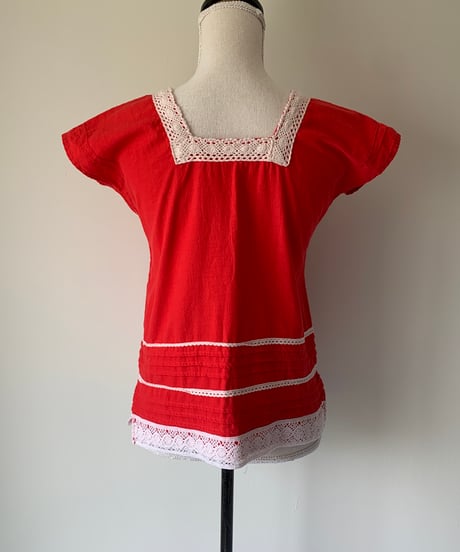 "80s" Embroidery Square Neck Tops