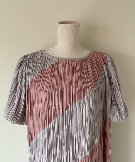 70s Puff sleeve dress