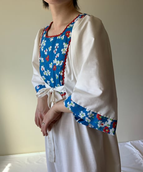 "60s" Flower Print Wide Sleeve Maxi Dress