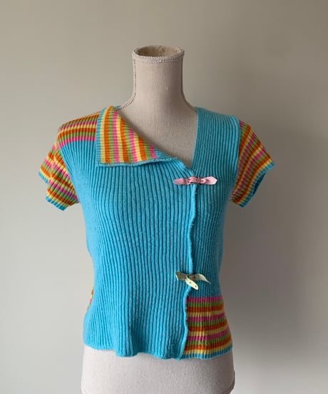 Short-sleeve colorful knit shirt