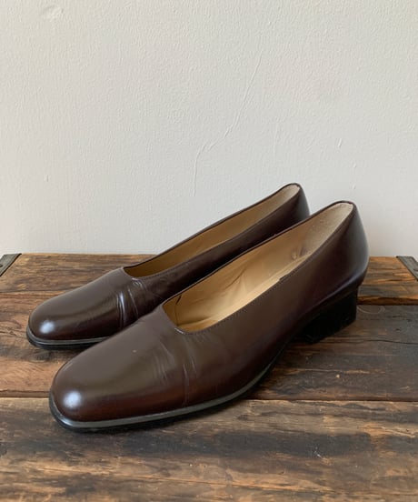 Brown Leather Pumps