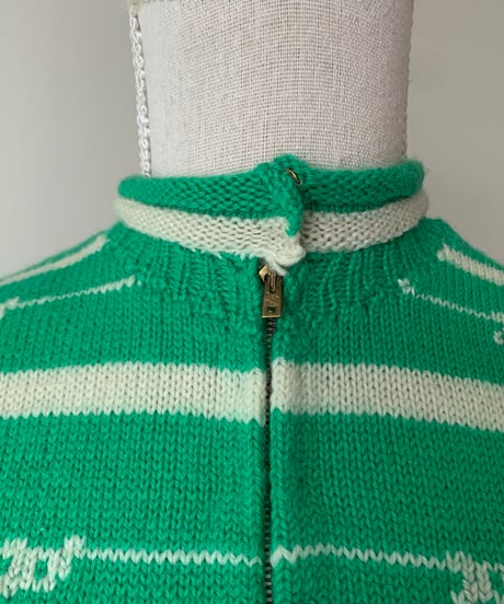 Half sleeve knit tops