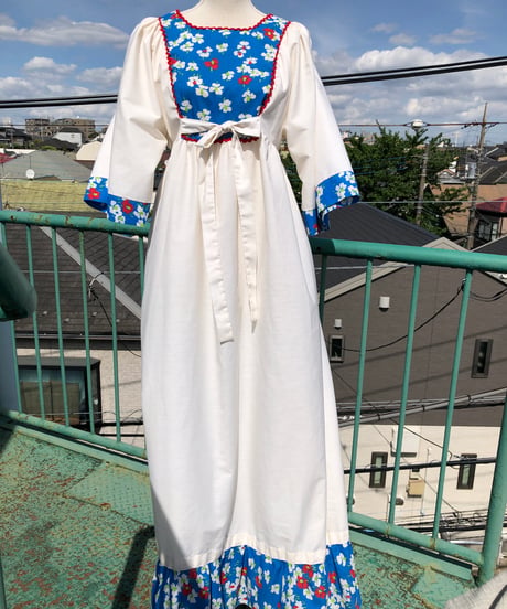 "60s" Flower Print Wide Sleeve Maxi Dress