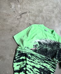 80’s USA artistic surf design summer vibes T-shirt