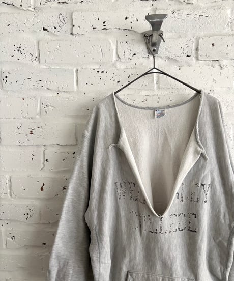 80’s Made in USA《Champion》 “Reverse Weave” cut-off&damaged sweat shirt