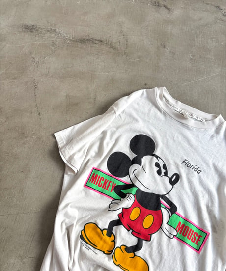 70's-80's Made in USA《Walt Disney》"Mickey Mouse" T-shirt