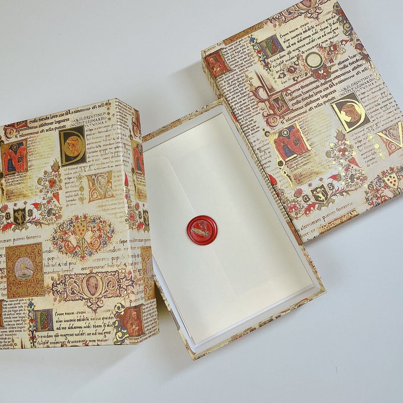 adessoオリジナル BOX【Manuscript】＜グリーティングカードサイズ