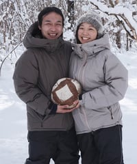パンとお手紙の定期便 Mサイズ(毎月ホールのパン2個をお届け) ー青い森と共にー