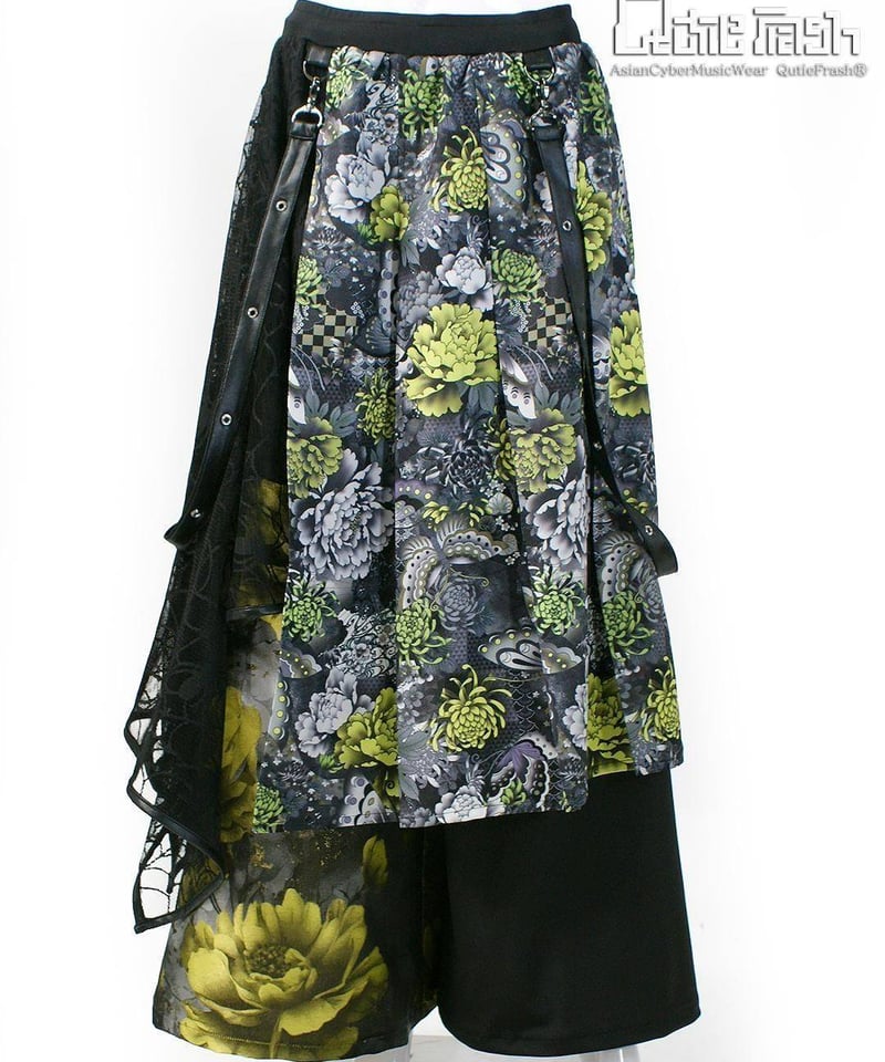 Qutie Frash 9941-PT 和柄バギーパンツ | TyCHE Maria nago