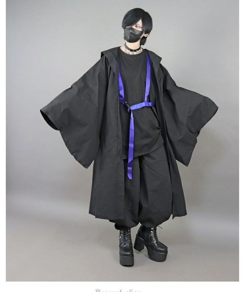 【中古】Deorart 着物袖 ロング丈・フード ジャケット 振袖 トッパー Deorart [ 着物袖 ] ロング丈・フード ジャケット 振袖 トッパー