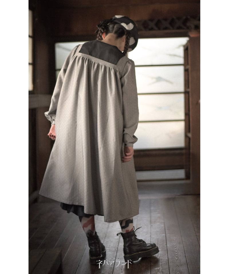 ネバアランド 星雲セーラーワンピース〈夜〉M/L | TyCHE Maria nagoya w