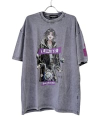 BACKSTAGEPASS　AGS1211　黒野京×BACKSTAGE PASS コラボ】TOO TOO ピグメント加工 オーバーサイズ Tシャツ（L.GRAY）