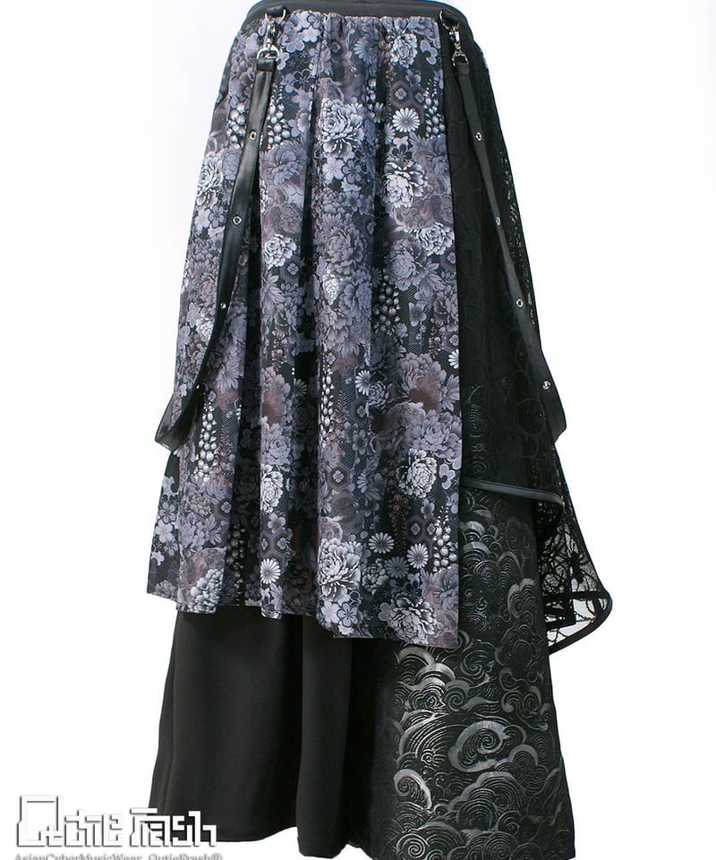 Qutie Frash 9941-PT 和柄バギーパンツ | TyCHE Maria nago