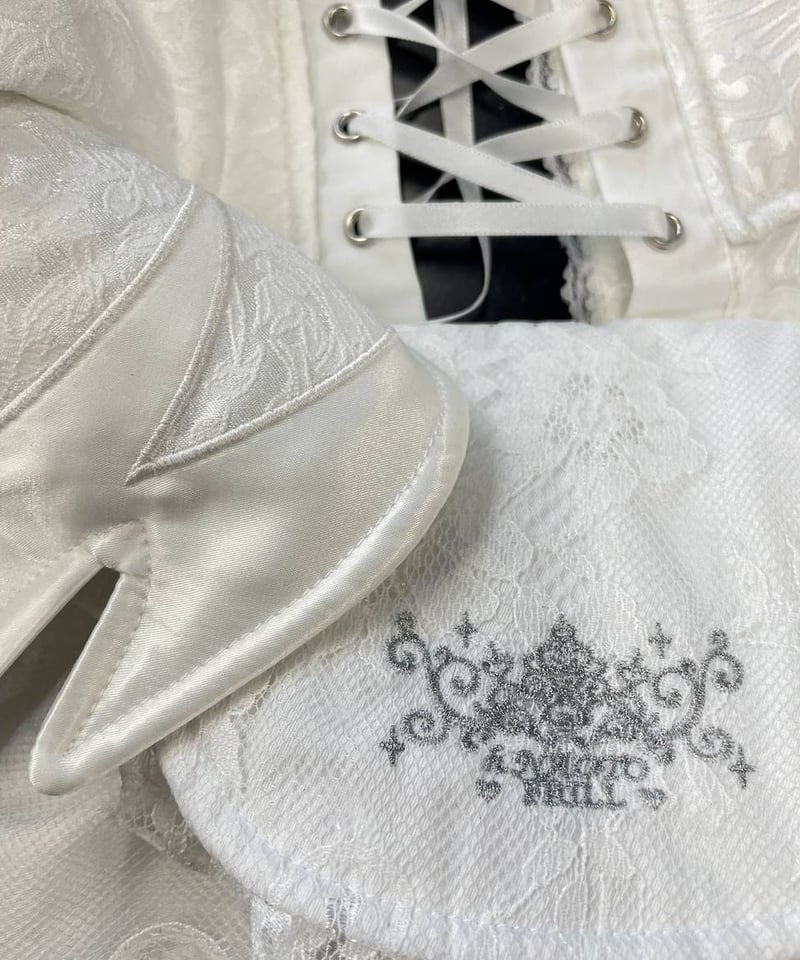 h.NAOTO Angel Wing Backpack / WH | TyCHE Maria