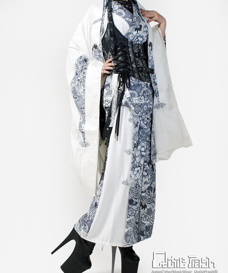 ★Qutie Frash コルセット⑱新品未使用 QutieFrash】8080 ラップ付きホルターコルセットBT | アメQの部屋