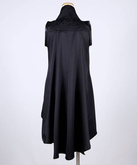 h.NAOTO　Vampire Wing Lapel Sleeveless Jacket