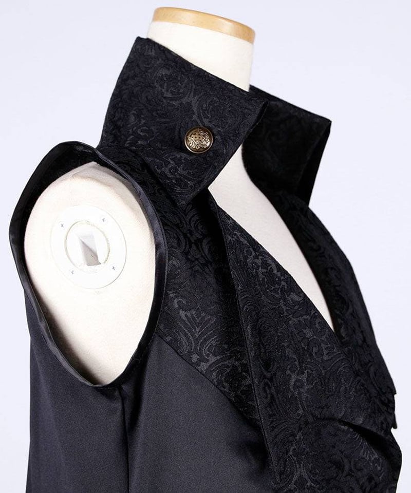 h.NAOTO Vampire Wing Lapel Sleeveless Jacket |