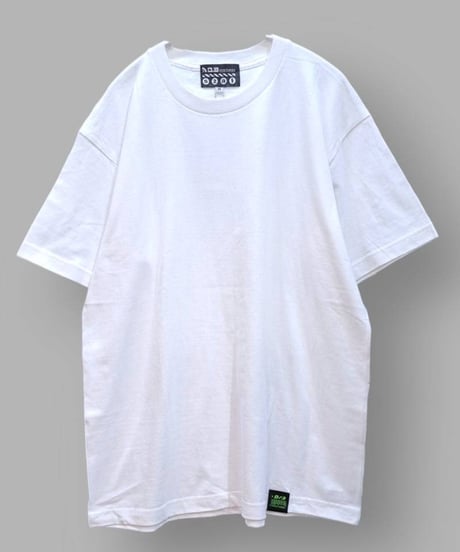 D/3/ディースリー 　backbone Tシャツ（M/Lサイズ）