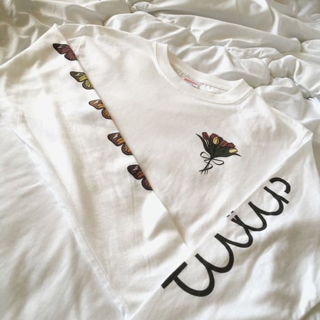 8ys  tulips ロングTシャツ