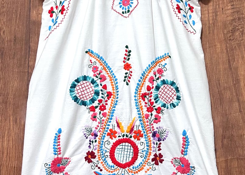 メキシコ 手刺繍 エスニックワンピース メキシカン ワンピース 白 花 刺繍 手刺繍 ヴィンテージ エスニック