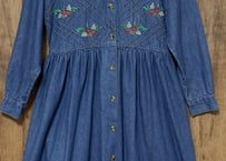 刺繍 デニム ワンピース 花 フラワー 長袖 前あき レトロ ガーリー カントリー アメリカン USA ヴィンテージ vintage used 古着/club723(N282)