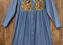 デニム ロング ワンピース ヒョウ アニマル 動物 柄 長袖 前あき アメリカ USA 古着 ヴィンテージ vintage/ club723 (N181)