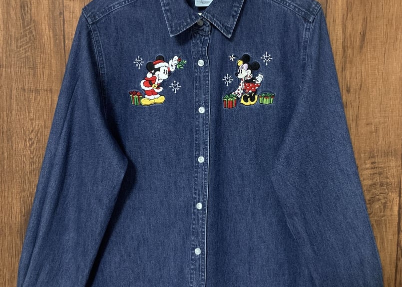 Disney 刺繍デニムシャツ ミッキー ミニー クリスマス ビッグサイズ