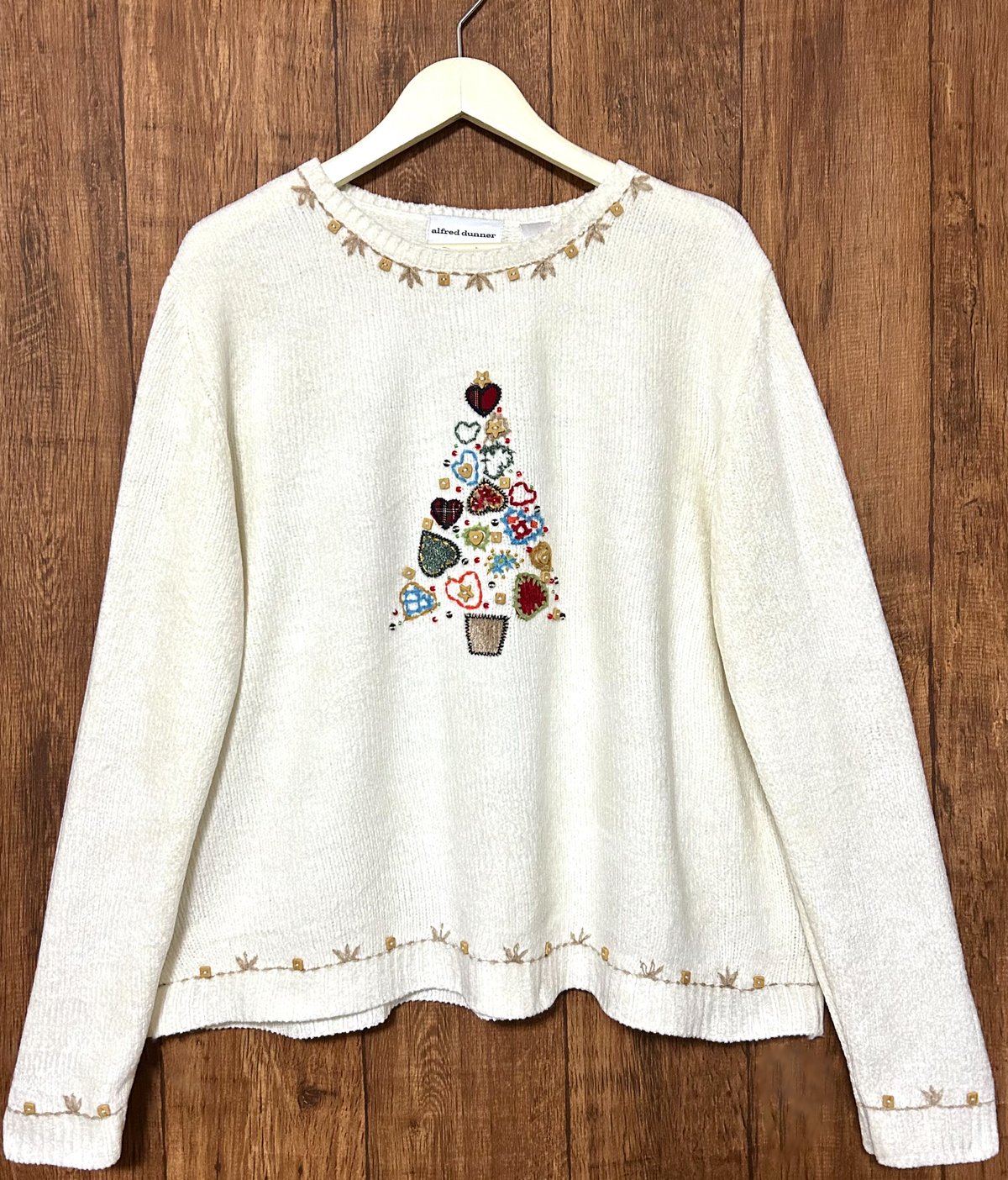ニット セーター 白 刺繍 装飾 ハート レトロ おしゃれ 個性的 ニット セーター 白 刺繍 装飾 ハート レトロ おしゃれ 個性的