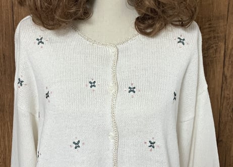 クリスマス アグリー セーター ニット カーデ 白 刺繍 手刺繍 ツリー クリスマスツリー アメリカン カントリー レトロ 個性的 かわいい vintage used 古着/club723(N382)