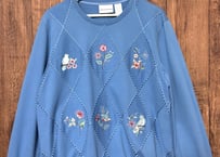 花 鳥 刺繍 スウェット スエット トレーナー 水色 装飾 レトロ カントリー 個性的 おしゃれ かわいい USA vintage used 古着/club723(N469)