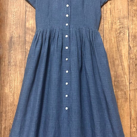 ローラアシュレイ | STORES