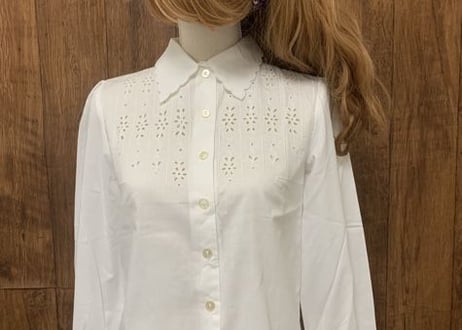 ハンガリー　ヨーロッパ　白　カットワーク　刺繍　ブラウス　長袖　ダンス　衣装　ヴィンテージ　vintage 古着/club723 (N16)