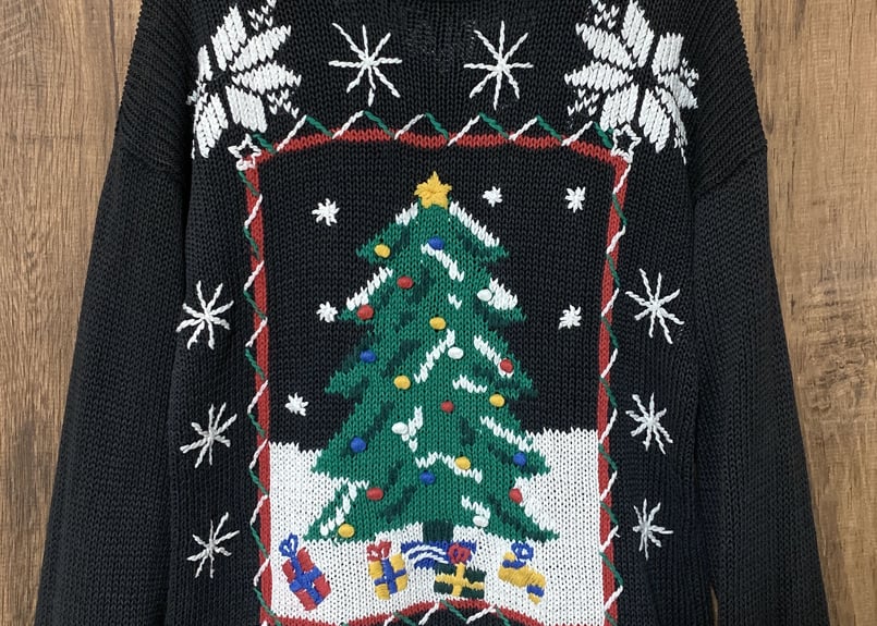 クリスマス ニット アグリー セーター 黒 刺繍 手刺繍 ツリー 雪